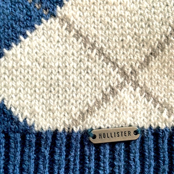 Hollister Argyle Sweater Vest - Picture 13 of 16